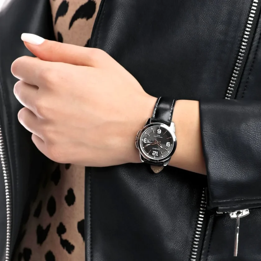aiwatch_LTP-1314L-8AVDF - Montre CASIO Femme - Bracelet Noir En Cuir Véritable - Résistante à l'eau - 12 Mois De Garantie - LTP-1314L-8AVDF