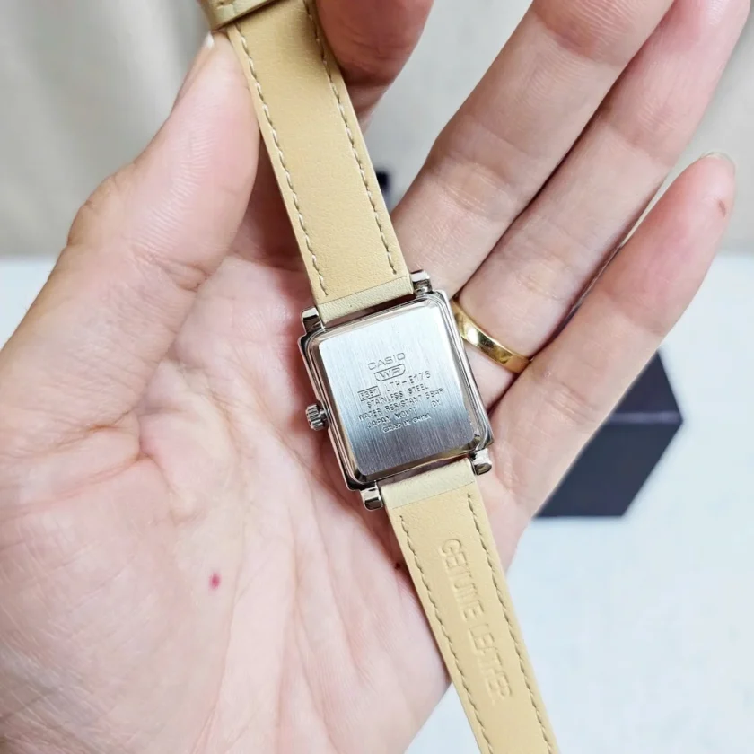aiwatch_LTP-E176L-5AVDF - Montre Casio LTP-E176L-5AVDF - Élégance Classique avec Cadran Doré et Bracelet en Cuir