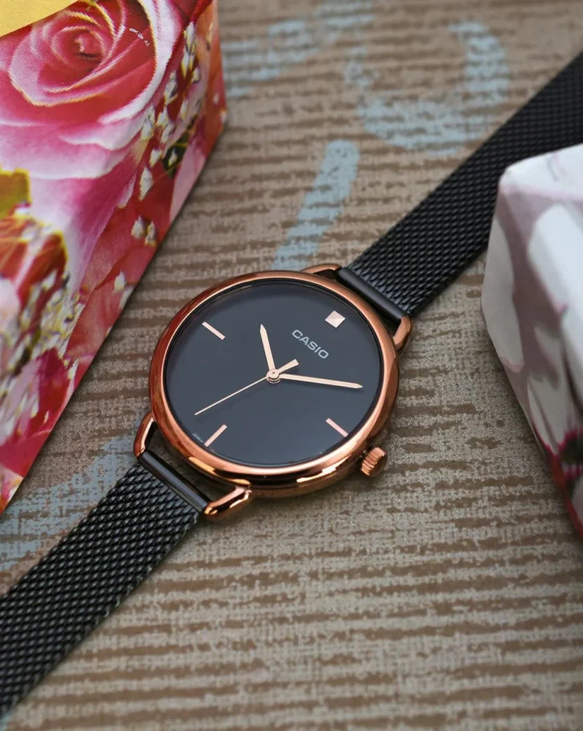 aiwatch_LTP-E415MBR-1CDF - CASIO LTP-E415MBR-1CDF Montre Pour Femmes - Noir/Or Rose