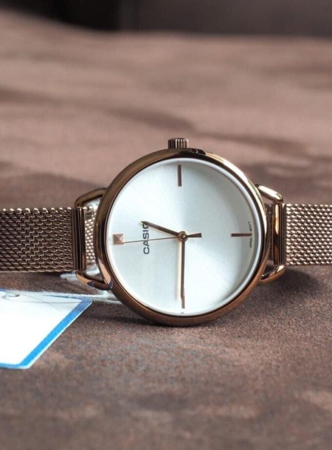 aiwatch_LTP-E415MR-7CDF - Montre Casio Femme - LTP-E415MR-7CDF - Bracelet Dorée En Maille Milanaise - Cadran Blanc - 12 Mois De Garantie