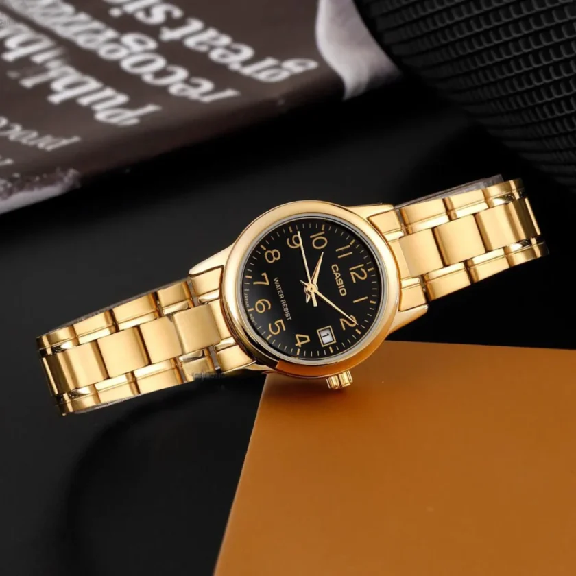aiwatch_LTP-V002G-1BUDF - Montre CASIO Femme -  LTP-V002G-1BUDF - Bracelet Dorée En Acier Inoxydable - Résistante à l'eau - 12 Mois De Garantie