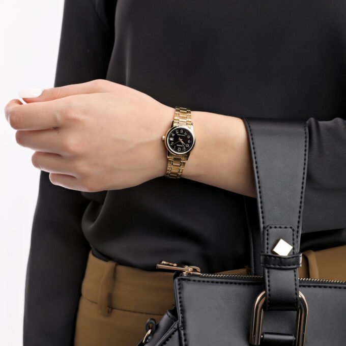 Montre CASIO Femme - LTP-V002G-1BUDF - Bracelet Dorée En Acier Inoxydable - Résistante à l'eau - 12 Mois De Garantie