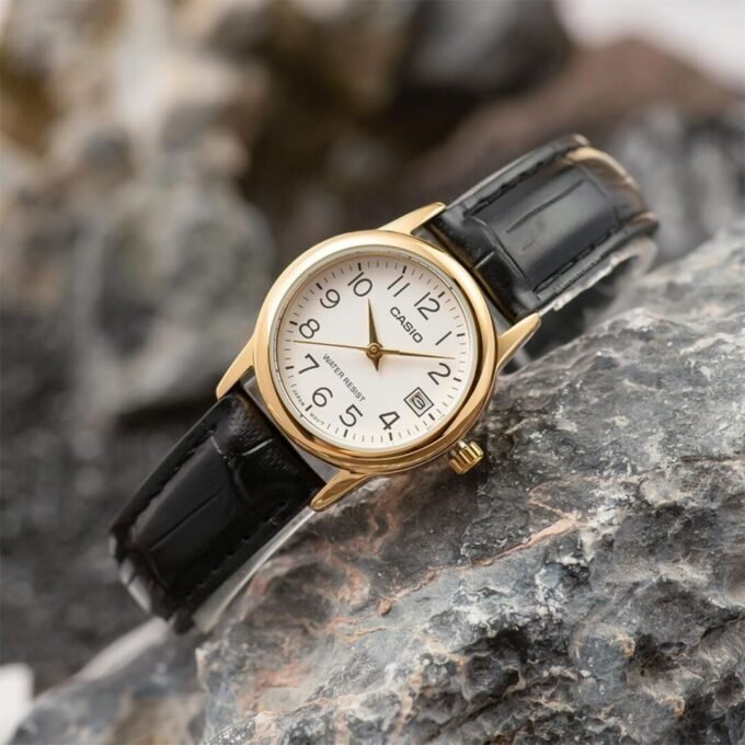 Montre Femme Casio - Style Chic Classique, Cadran Doré, Bracelet Cuir - Doré - LTP-V002GL-7BUDF