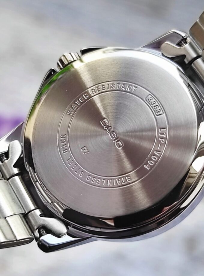 Montre Femme Casio - LTP-V004D-1BUDF - bracelet en acier inoxydable - Résistant à l'eau