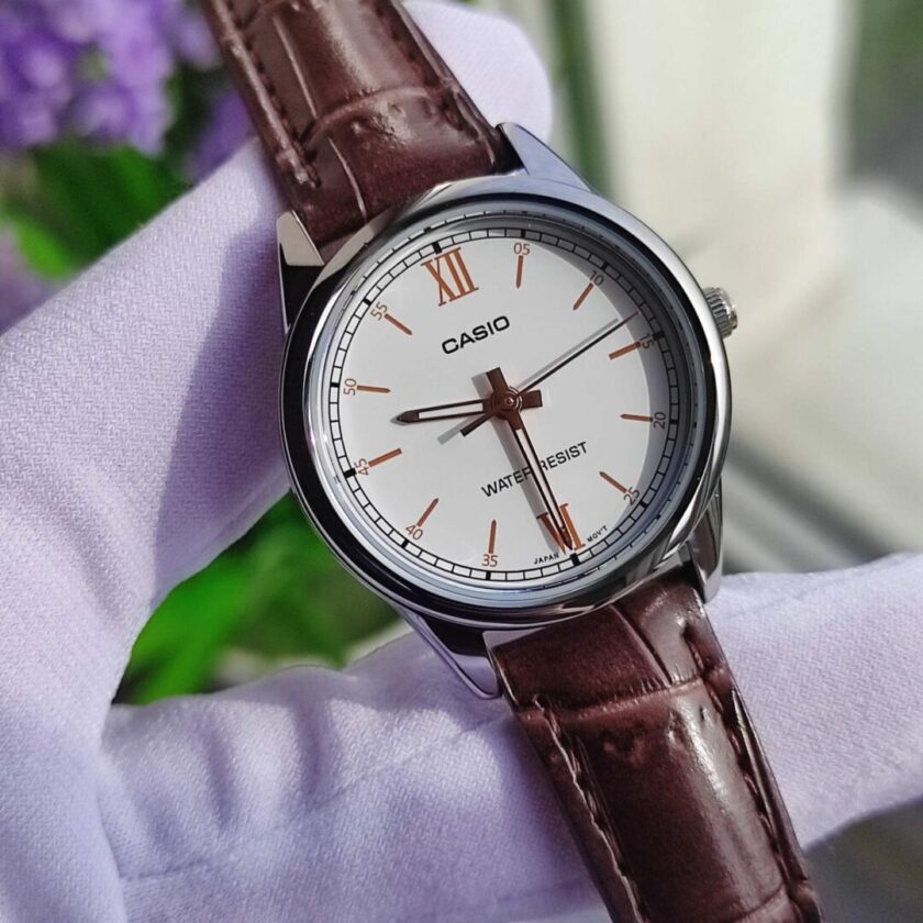 aiwatch_LTP-V005L-7B3UDF - Montre CASIO Femme - Bracelet Marron En Cuir Véritable - Cadran Blanc - 12 Mois De Garantie - LTP-V005L-7B3UDF
