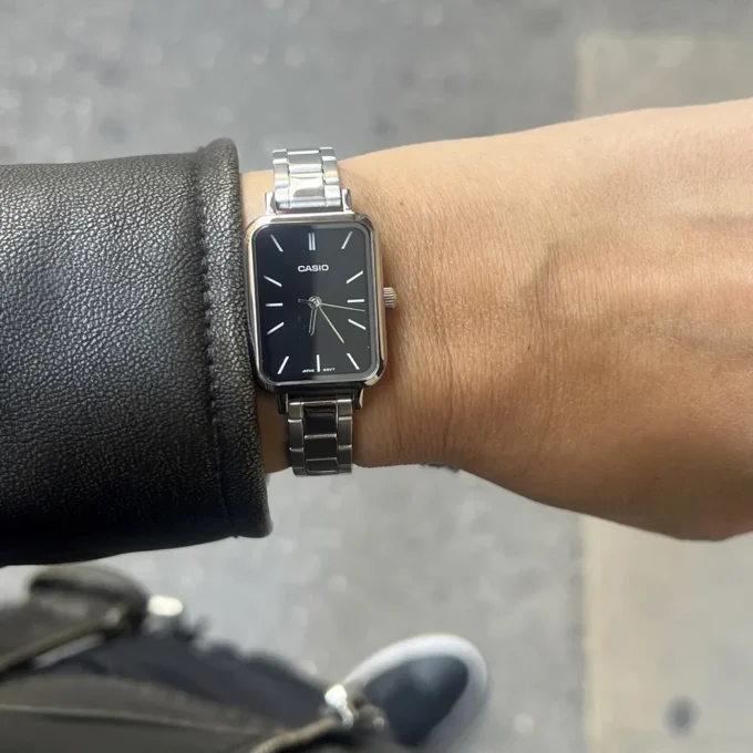 aiwatch_LTP-V009D-1EUDF - Montre Femme Casio - LTP-V009D-1EUDF - Bracelet en acier inoxydable - Résistant à l'eau