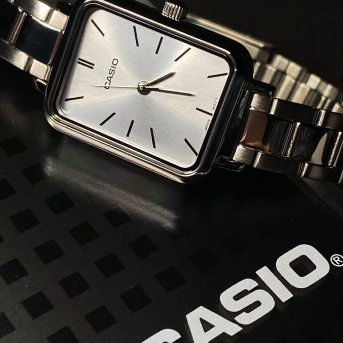 Montre Femme Casio - LTP-V009D-2EUDF - Bracelet en acier inoxydable - Résistant à l'eau