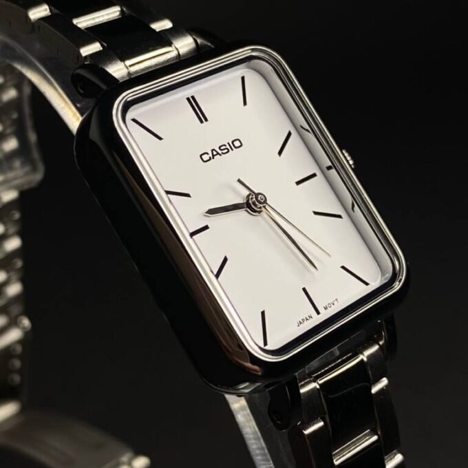Casio Montre Femme - LTP-V009D-7EUDF - Bracelet en acier inoxydable - Résistant à l'eau