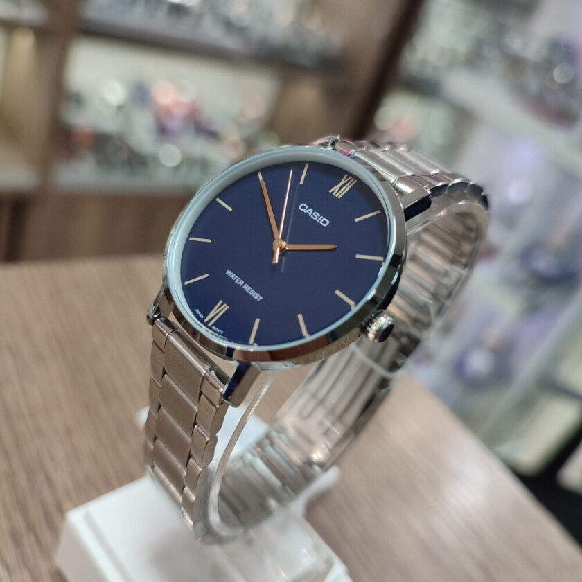 aiwatch_LTP-VT01D-2BUDF - Montre CASIO Femme -LTP-VT01D-2BUDF - Bracelet Gris En Acier Inoxydable - Résistante à l'eau - 12 Mois De Garantie