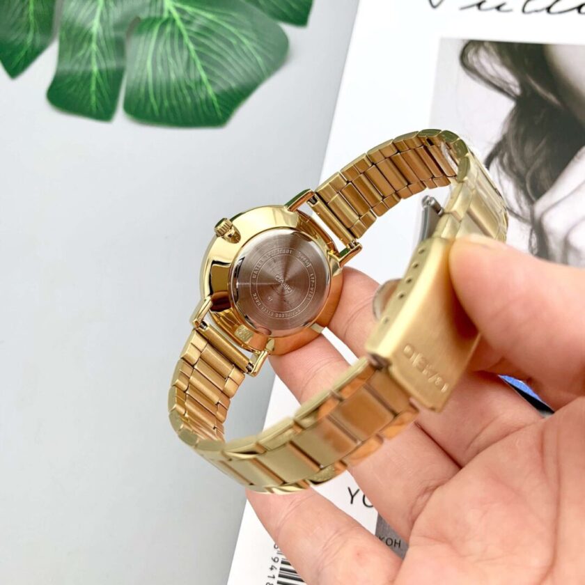 aiwatch_LTP-VT01G-1BUDF - Montre Femme Casio - LTP-VT01G-1BUDF - Bracelet en acier inoxydable or - Affichage analogique - Résistant à l'eau