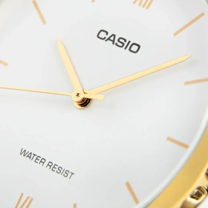 Montre CASIO Femme - Bracelet kaki En Cuir Véritable - LTP-VT01GL-7BUDF - Cadran Blanc - 12 Mois De Garantie