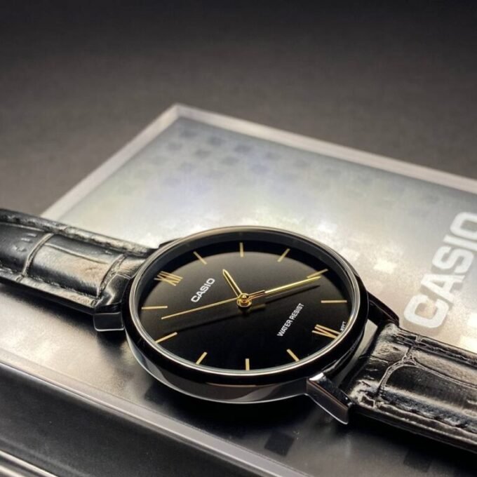 Montre CASIO Femme - Bracelet Noir En Cuir Véritable - Résistante à l'eau - 12 Mois De Garantie - LTP-VT01L-1BUDF