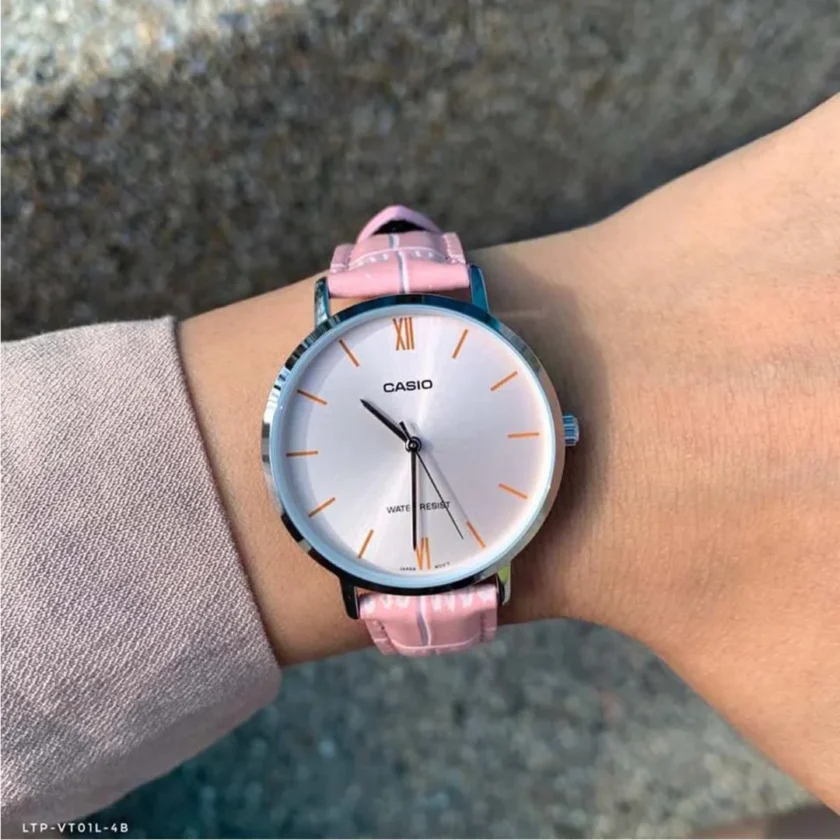 aiwatch_LTP-VT01L-4BUDF - Montre CASIO Femme - LTP-VT01L-4BUDF - Bracelet Rose En Cuir Véritable - Résistante à l'eau - 12 Mois De Garantie