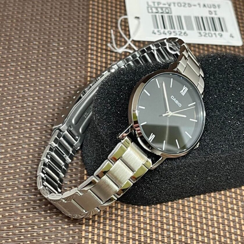 aiwatch_LTP-VT02D-1AUDF - Montre Femme Casio Collection Analogique LTP-VT02D-1A - Bracelet gris en Acier Inoxydable - Résistant à l'eau