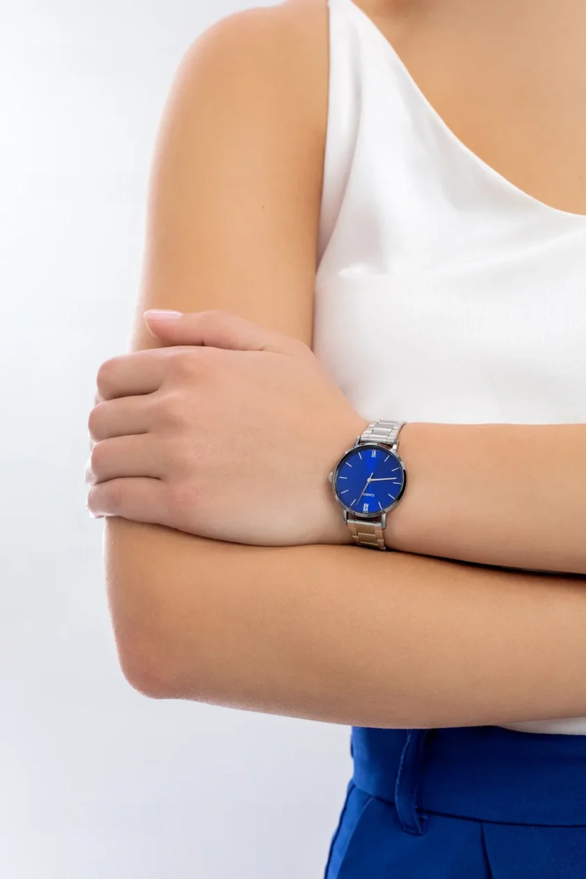 aiwatch_LTP-VT02D-2AUDF - Montre Femme Casio Collection LTP-VT02D-2AUDF - Bracelet Gris En Acier Inoxydable - Résistante à l'eau