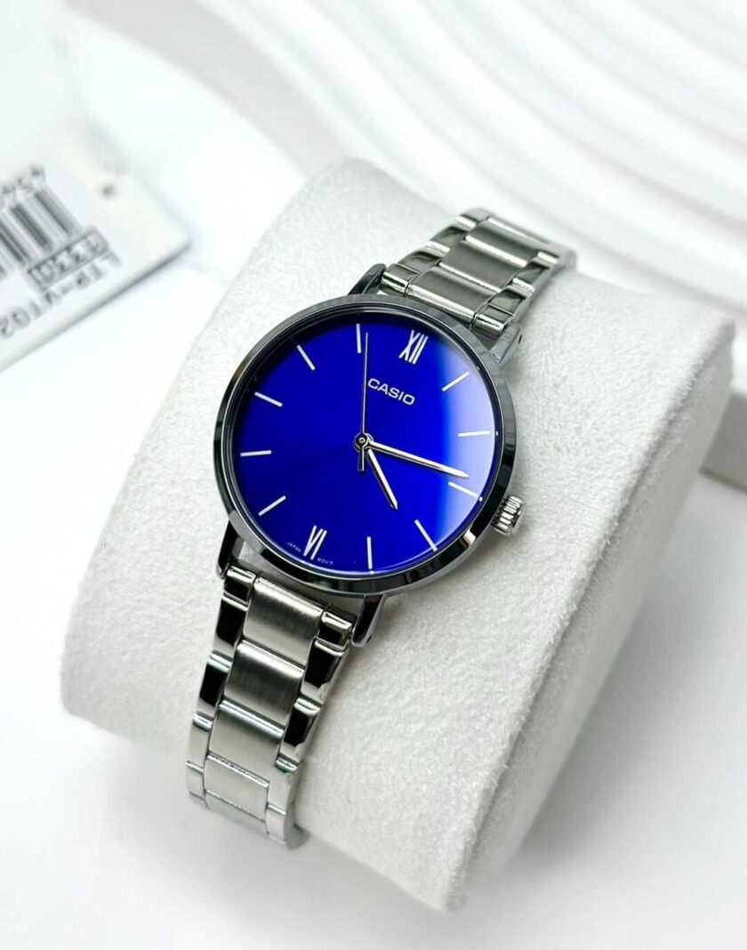 aiwatch_LTP-VT02D-2AUDF - Montre Femme Casio Collection LTP-VT02D-2AUDF - Bracelet Gris En Acier Inoxydable - Résistante à l'eau
