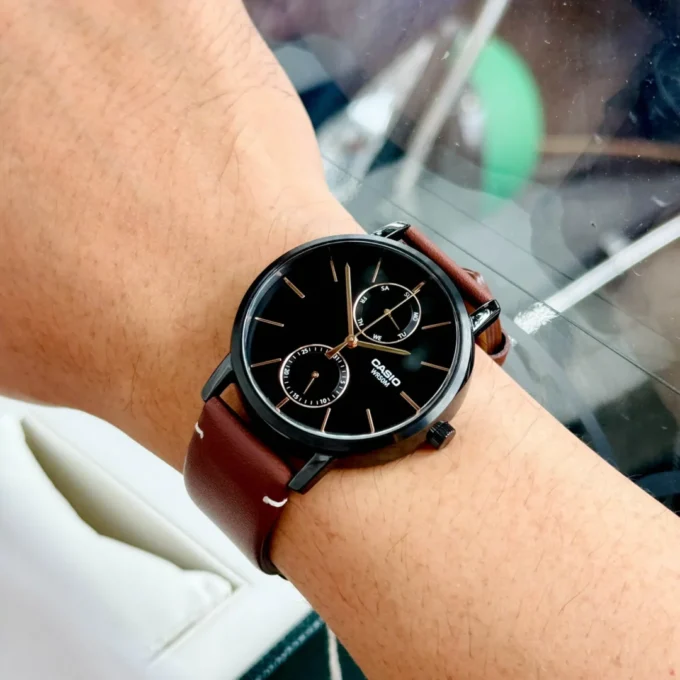 Montre Homme Casio - MTP-B310BL-5AVDF - Bracelet en cuir marron - Chronographe - Affichage analogique - Verre minéral