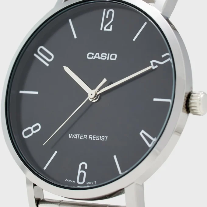 Montre CASIO Homme - MTP-VT01D-1B2UDF - Bracelet Gris En Acier Inoxydable - Résistante à l'eau - 12 Mois De Garantie