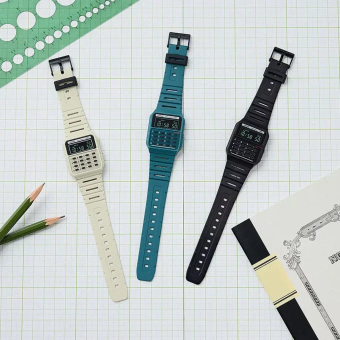 Montre Casio Vintage Homme Digital Multifonction, Résistante à leau, Bracelet Silicone, Affichage LED, Référence CA-53WB-3BDF