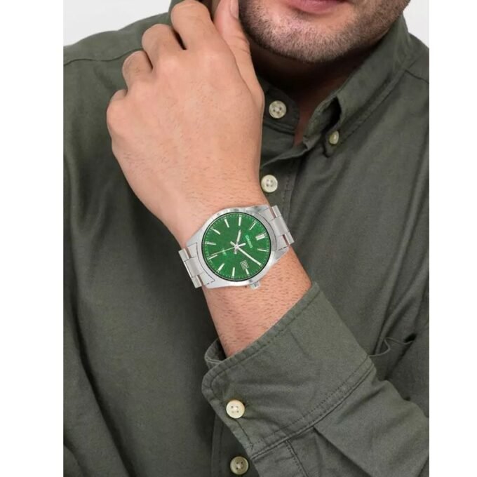 Casio MTP-VD03D-3A1UDF - Montre Élégante pour Homme avec Bracelet en Acier Inoxydable