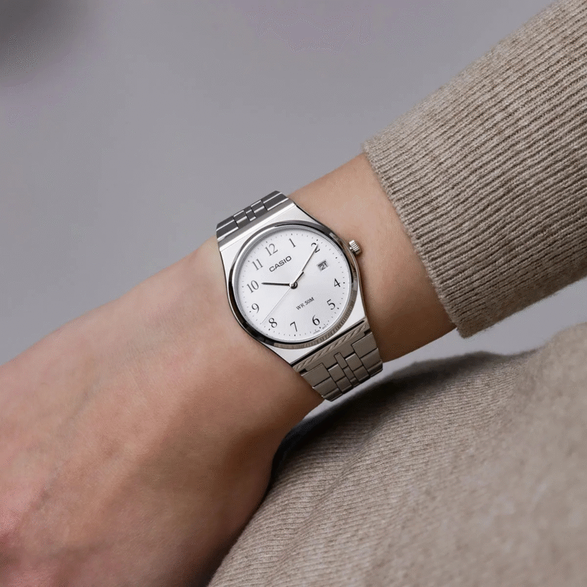 montre homme casio mtp b145d 7bvdf bracelet acier argent gris