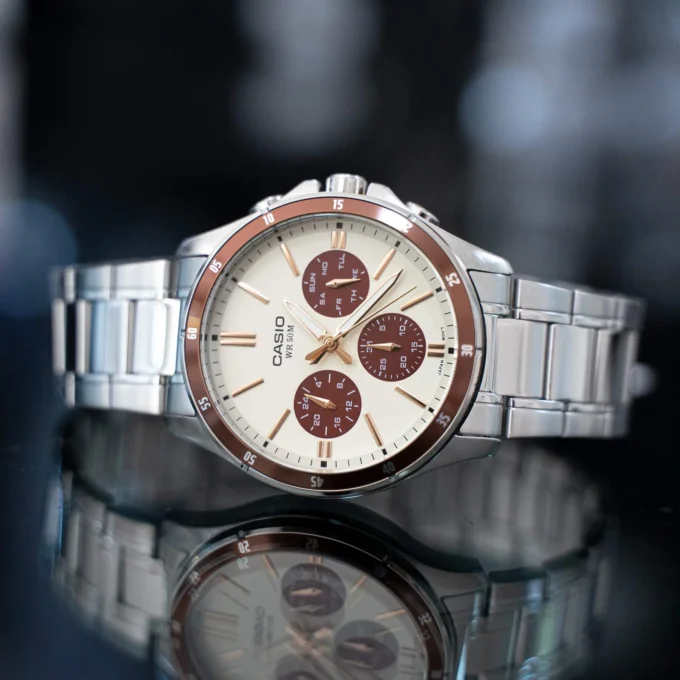 montre classique homme casio mtp 1374d 5a2vdf – acier inoxydable, chronographe, bracelet métal, cadran marron – boutique aïwatch