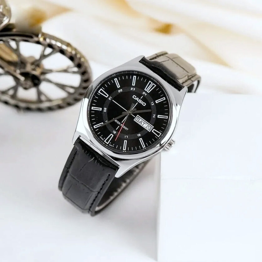montre homme casio mtp v006l 1cudf bracelet en cuir noir affichage analogique résistant à l'eau