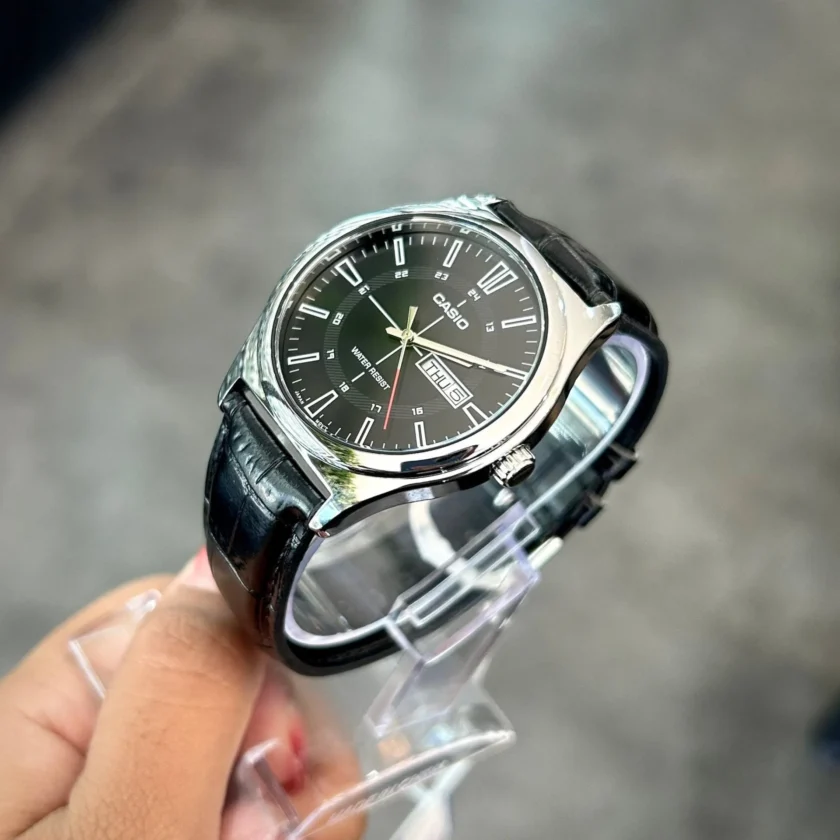 montre homme casio mtp v006l 1cudf bracelet en cuir noir affichage analogique résistant à l'eau