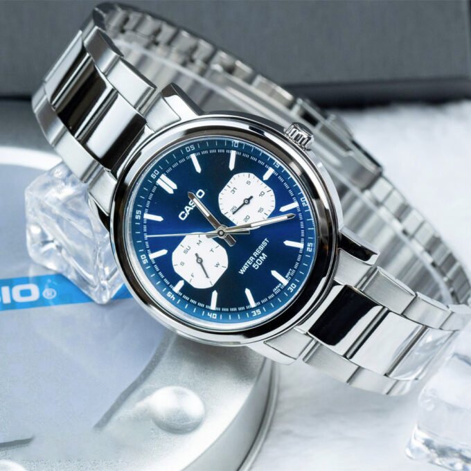 montre classique homme casio mtp e335d 2e1vdf acier inoxydable, bracelet métal, cadran bleu, Étanche référence mtp e335d 2e1vdf