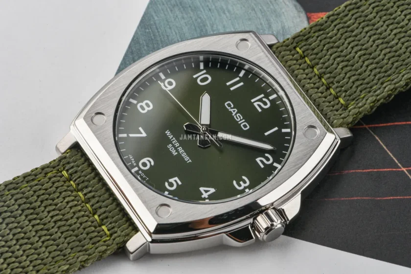 montre casio homme chronographe acier inoxydable, Étanche, bracelet métal, affichage analogique numérique, vert référence mtp e730c 3avdf