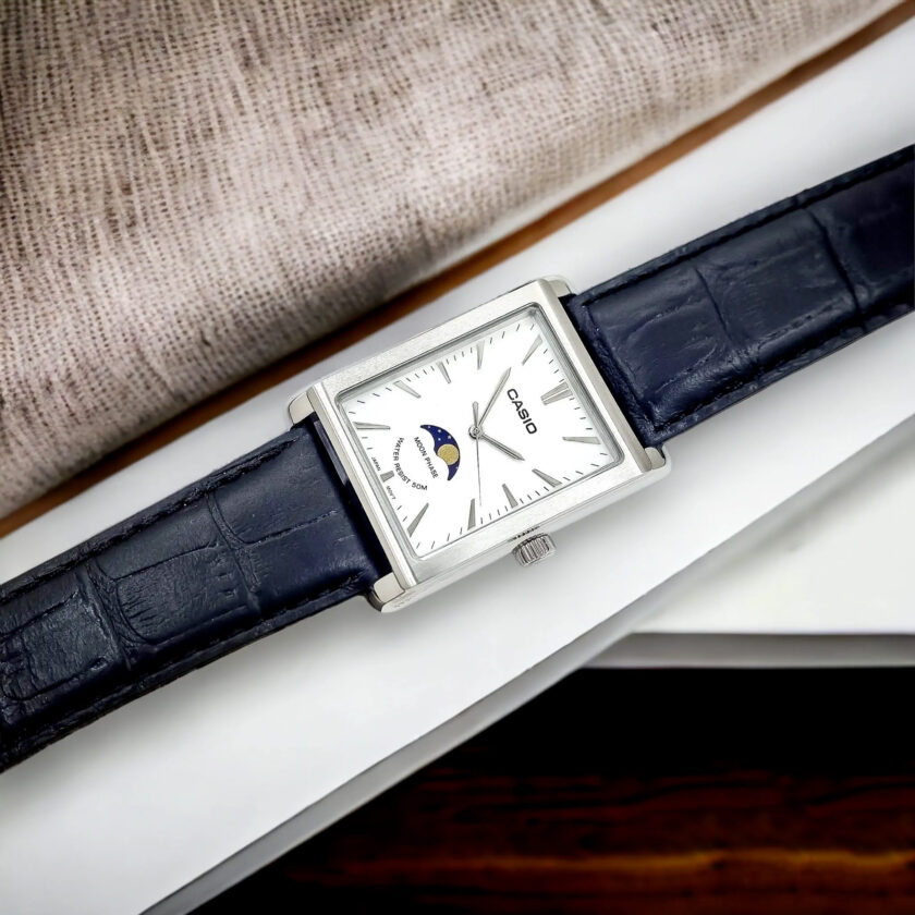 montre homme casio mtp m105l 7avdf bracelet en cuir noir cadran carré affichage analogique résistant à l'eau