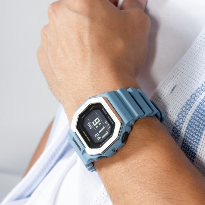 Montre Homme Casio G-SHOCK - GBX-100-2ADR - Bracelet en Résine Bleu Ciel - Affichage Numérique - Résistant à l'eau - Bluetooth