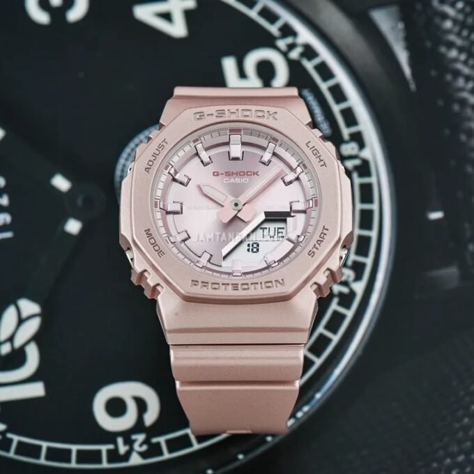 Montre Classique - Casio G-Shock Femme - Résistante aux Chocs, Étanche 200M, Double LED, Design Rose Nacré - Résine Biosourcée - GMA-P2100ST-4ADR