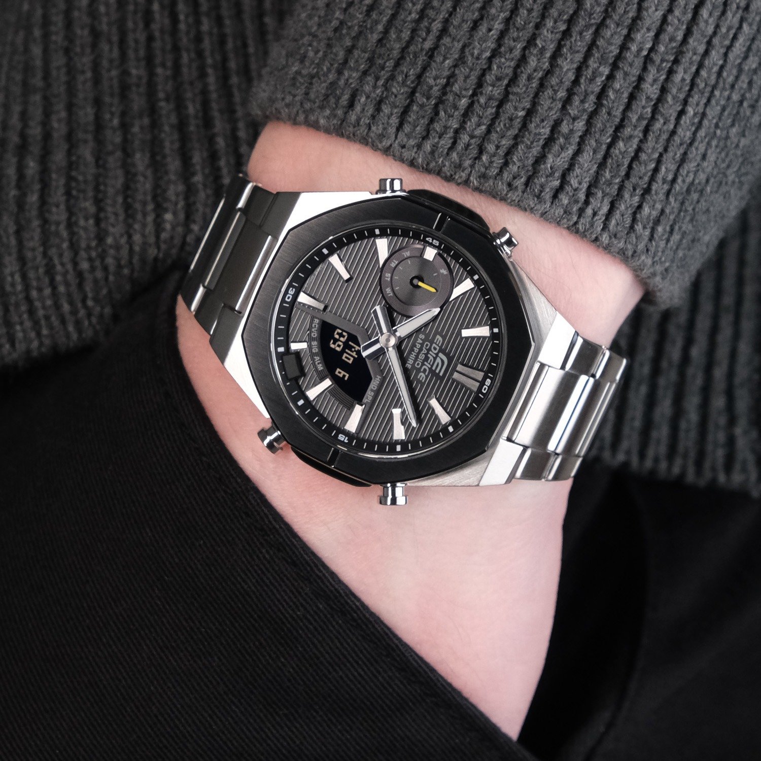 montre-homme-casio-edifice-analogique-numerique-bracelet-en-acier-inoxydable-cadran-noir-quartz-100-m-ecb-s10db-1adf-ecb-s10db-1adf