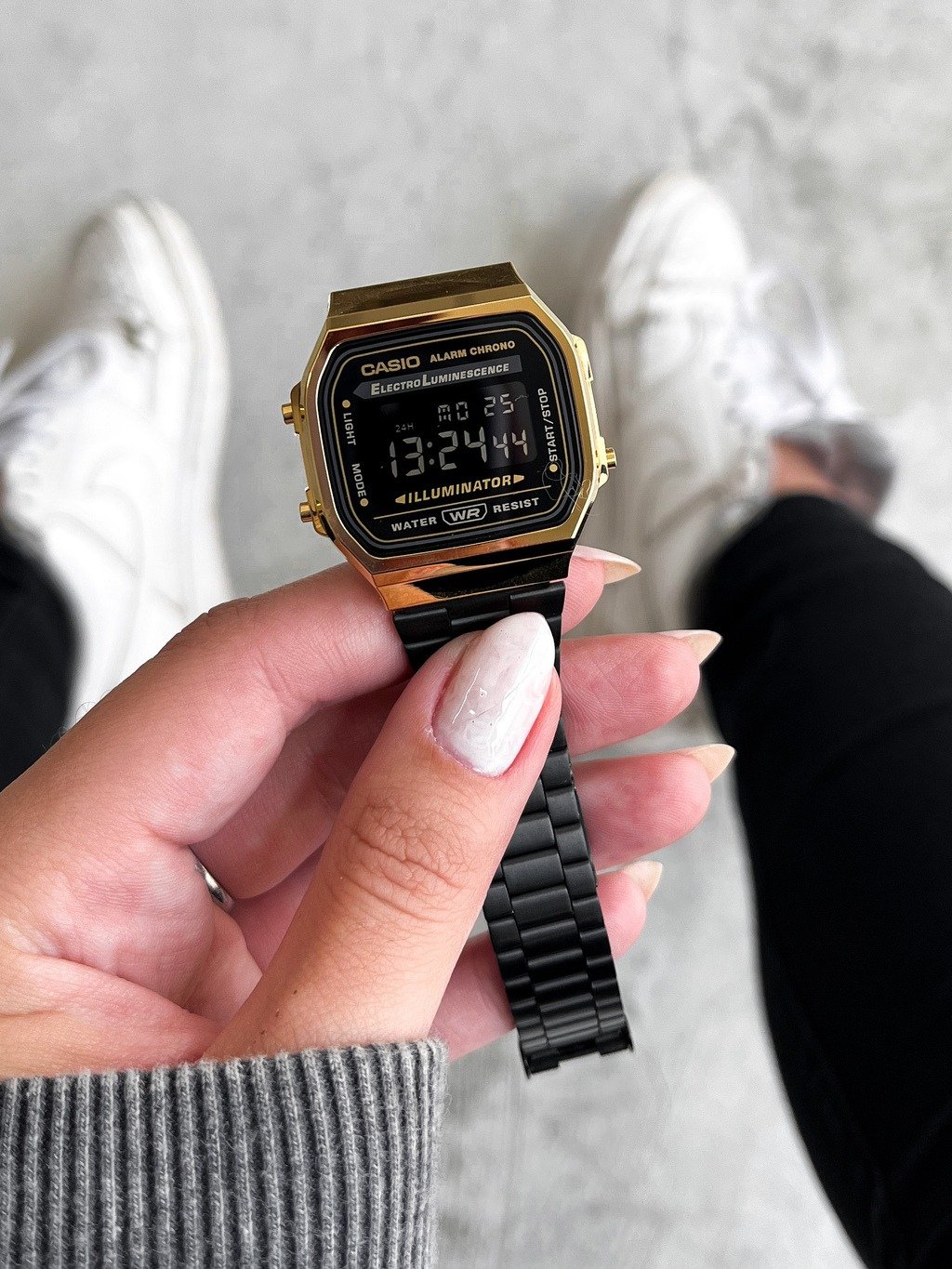montre casio unisexe bracelet noir en acier inoxydable résistante à l'eau 12 mois de garantie a168wegb 1bdf