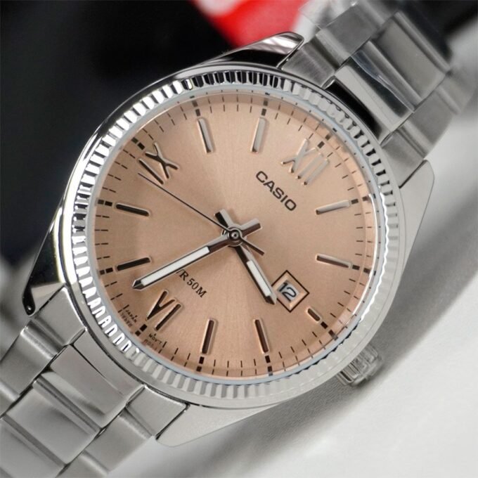 Montre Casio LTP-1302DD-4A2VDF Femme - Bracelet Acier Inoxydable, Résistance 50m, Affichage Analogique, Verre Minéral - Placage Ionique - Rose Gold - LTP-1302DD-4A2VDF