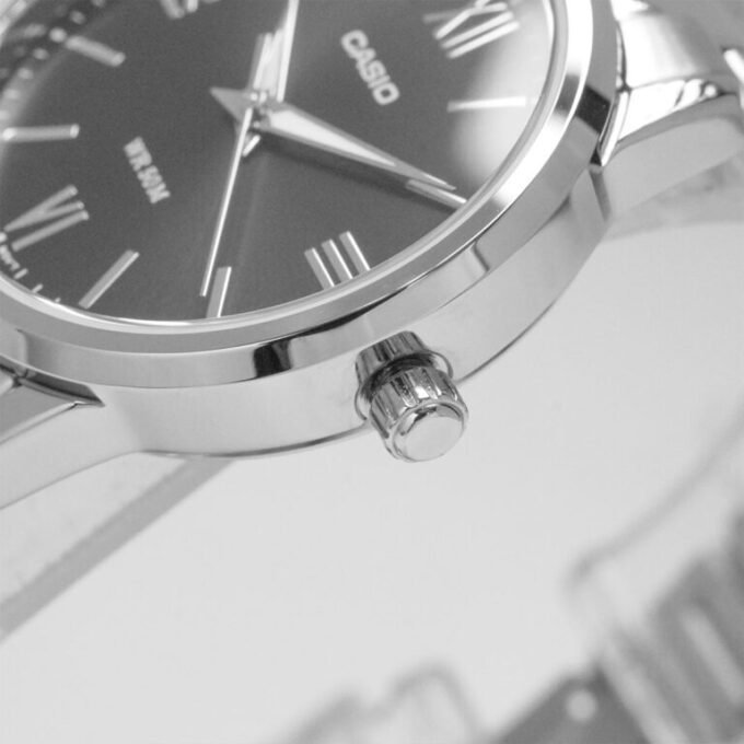 Montre Classique CASIO - Femme - Quarz, Étanche, Design Élégant, Bracelet Fin - Acier - Doré - LTP-1303DD-1AVDF