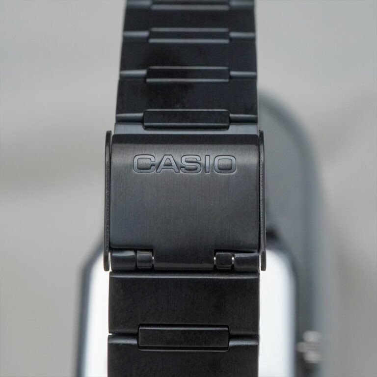 Montre-Classique-Casio-MTP-B185B-7AVDF-Quarz-Etanche-Aiguilles-Lumineuses-Date-Acier-Noir-MTP-B185B-7AVDF-MTP-B185B-7AVDF