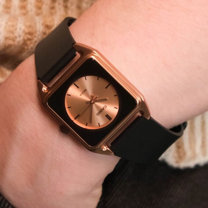 Montre homme Casio - Aluminium, Résine, Verre minéral - Résistance à l’eau 50m, Précision ±20s/mois - Marron - MTP-B170-5EVDF