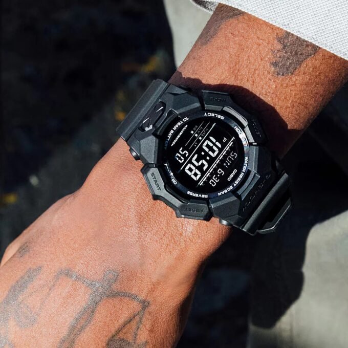 Montre G-SHOCK Homme Super Illuminator, Heure Universelle, Chronomètre, Compte à rebours, 5 Alarmes, Calendrier, Format 12/24h - GD-010-1A1DR