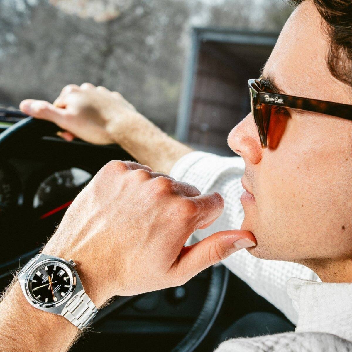 montre-chic-homme-casio-edifice-–-acier-inoxydable-quartz-analogique-etanche-100m-verre-saphir-bracelet-metal-argente-a-boucle-deployante-dateur-boitier-rond-38mm-–-argente-–-reference-a-preciser-efb-109d-1avdf-efb-109d-1avdf
