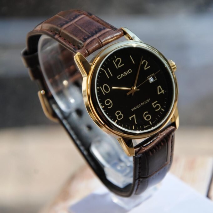 Montre Homme Casio MTP-V002GL-1BUDF - Bracelet en cuir marron - Affichage analogique - Résistant à l'eau