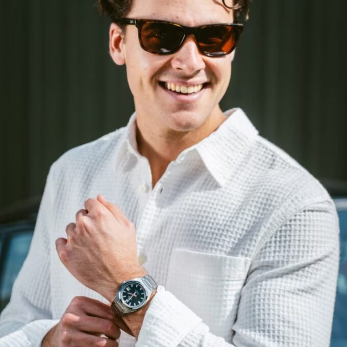 Montre Chic Homme Casio Edifice – Acier Inoxydable, Quartz Analogique, Étanche 100m, Verre Saphir, Bracelet Métal Argenté à Boucle Déployante, Dateur, Boîtier Rond 38mm – Argenté – Référence à préciser - EFB-109D-1AVDF