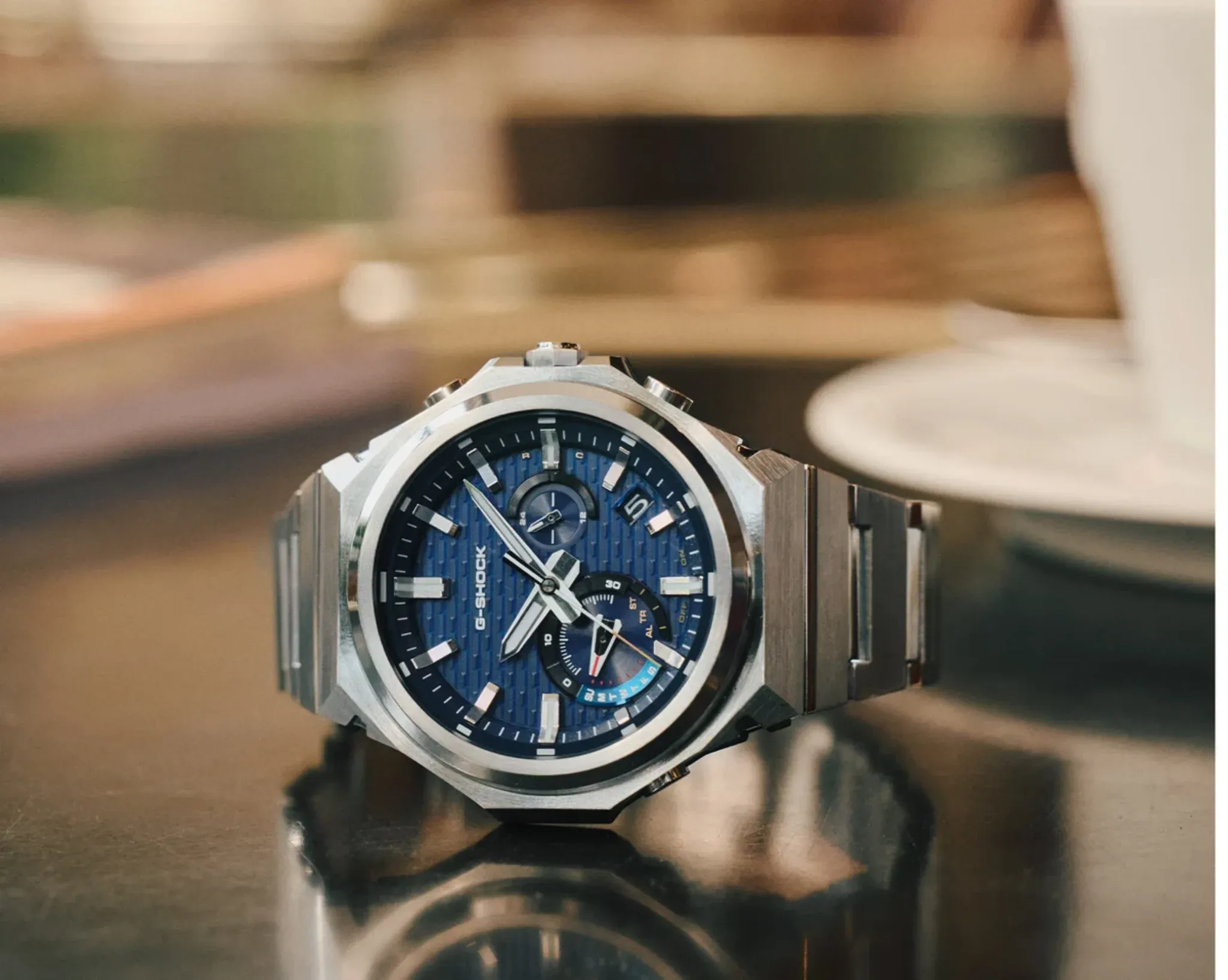 imgi 142 g shock gst b1000 2048x1635