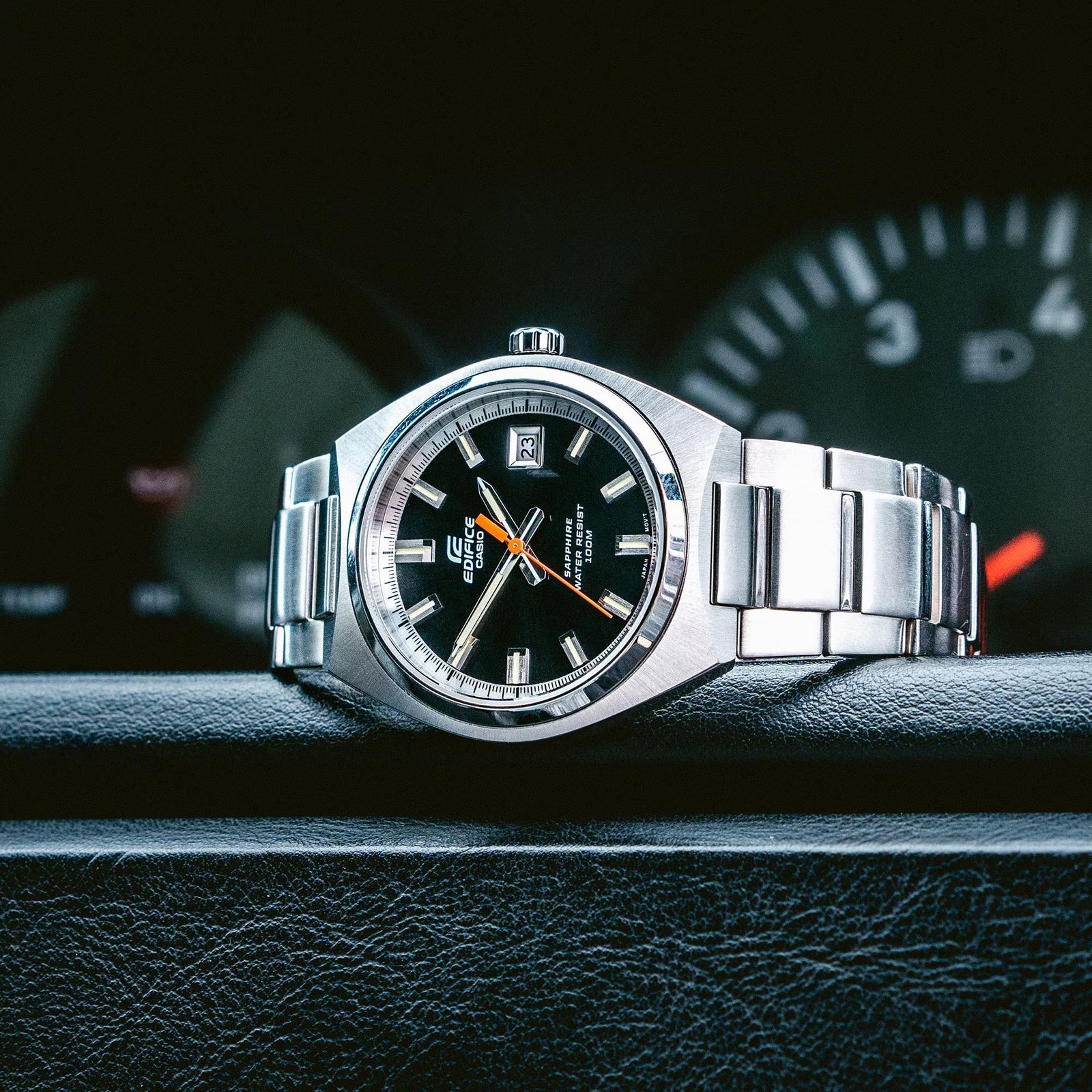 montre-chic-homme-casio-edifice-–-acier-inoxydable-quartz-analogique-etanche-100m-verre-saphir-bracelet-metal-argente-a-boucle-deployante-dateur-boitier-rond-38mm-–-argente-–-reference-a-preciser-efb-109d-1avdf-efb-109d-1avdf