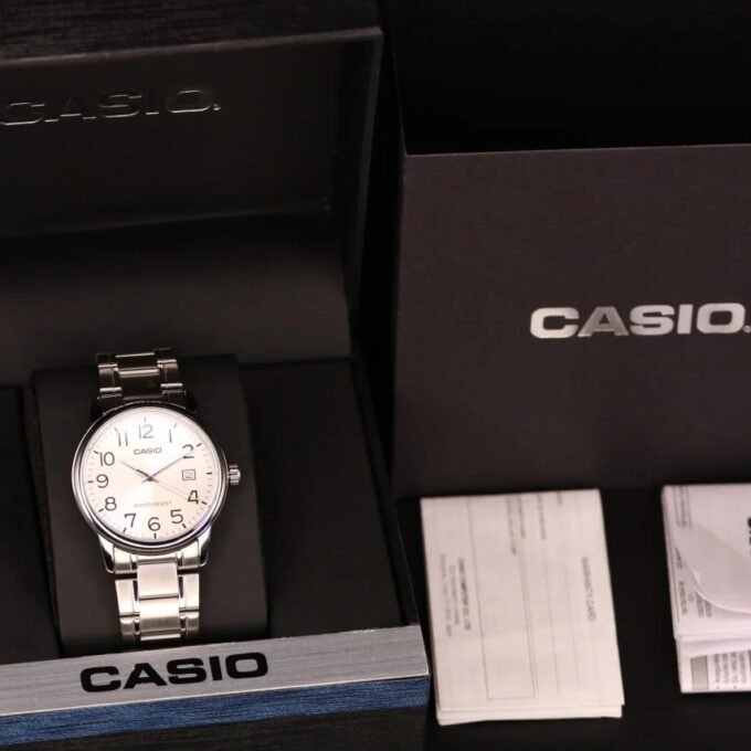 Montre Homme Casio - MTP-V002D-7BUDF - Bracelet en Acier Inoxydable - Argent