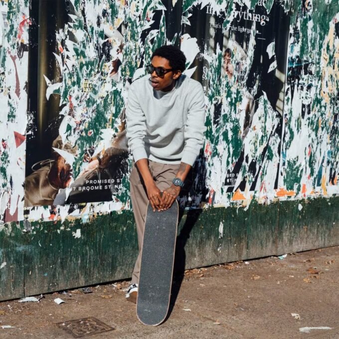 Montre Analogique-Digitale - G-SHOCK - Homme - Résistante aux Chocs, Étanche 200m, Batterie 10 Ans, Éco-Responsable - Résine Bio - Bleu - GA-010-2ADR