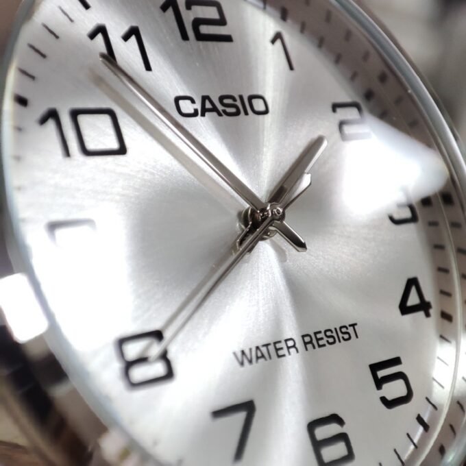 Montre Homme Casio - MTP-V001D-7BUDF - Bracelet en acier inoxydable - Résistant à l'eau