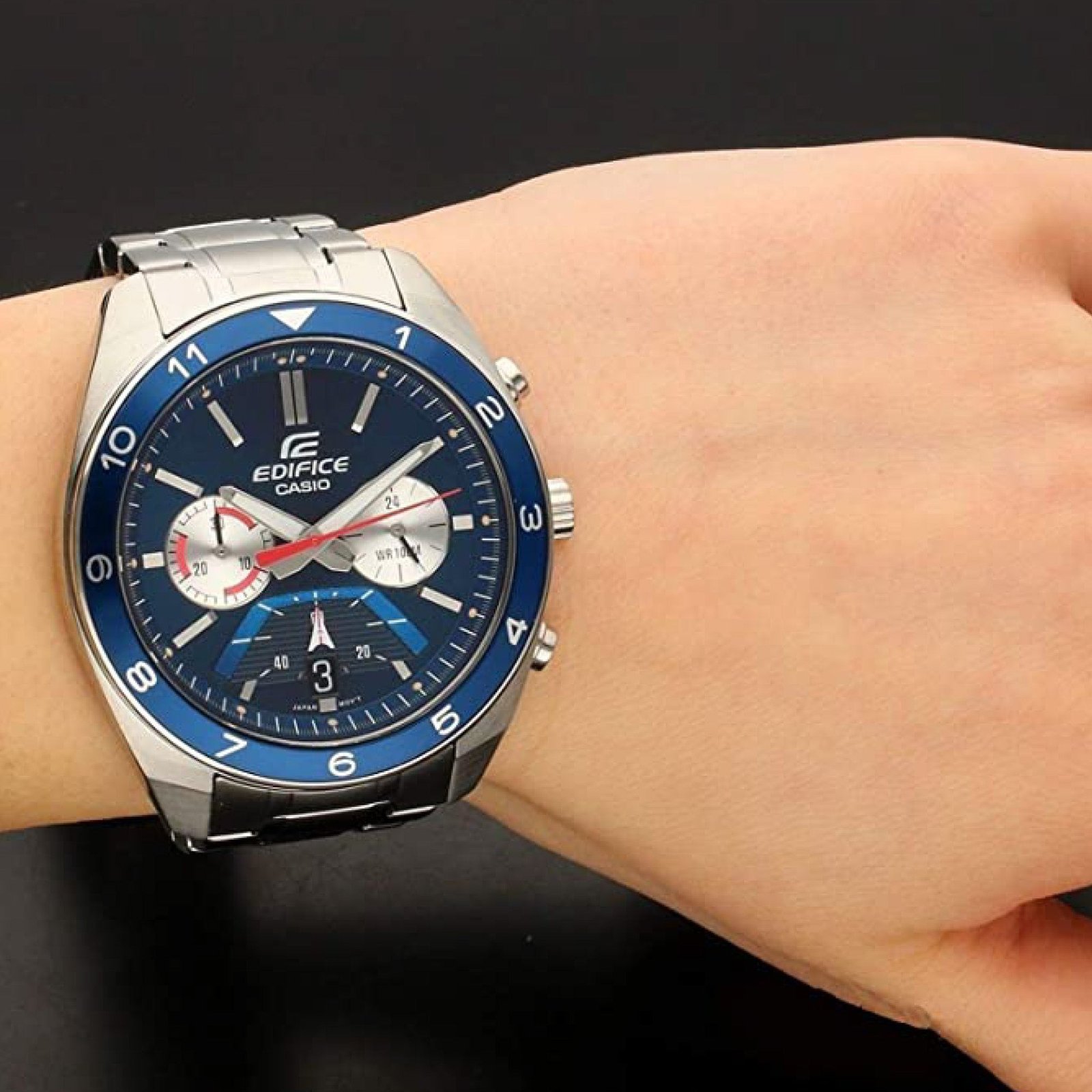 montre-casio-homme-efv-590d-2avudf-bracelet-gris-en-acier-inoxydable-resistante-a-leau-12-mois-de-garantie-efv-590d-2avudf