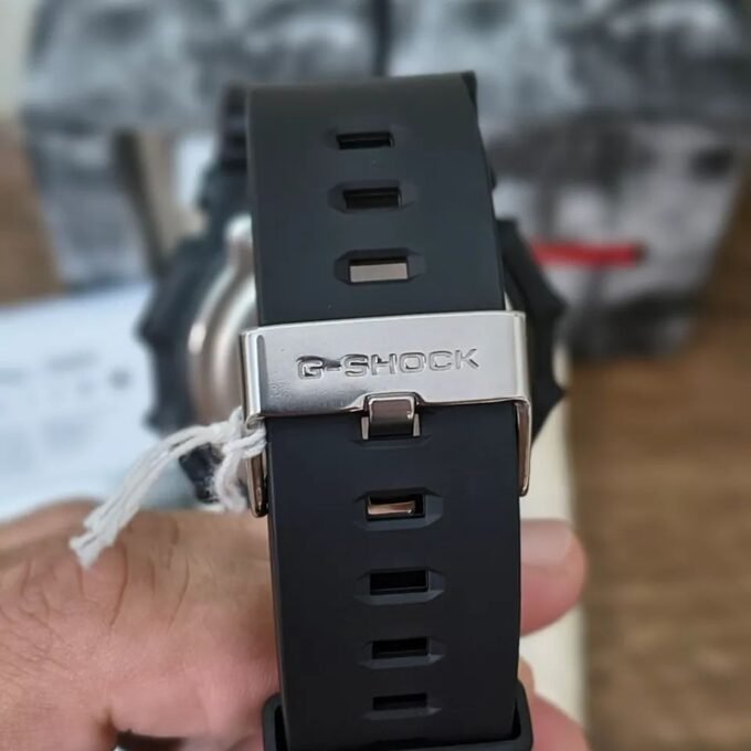 Montre G-SHOCK Homme Super Illuminator, Heure Universelle, Chronomètre, Compte à rebours, 5 Alarmes, Calendrier, Format 12/24h - GD-010-1A1DR